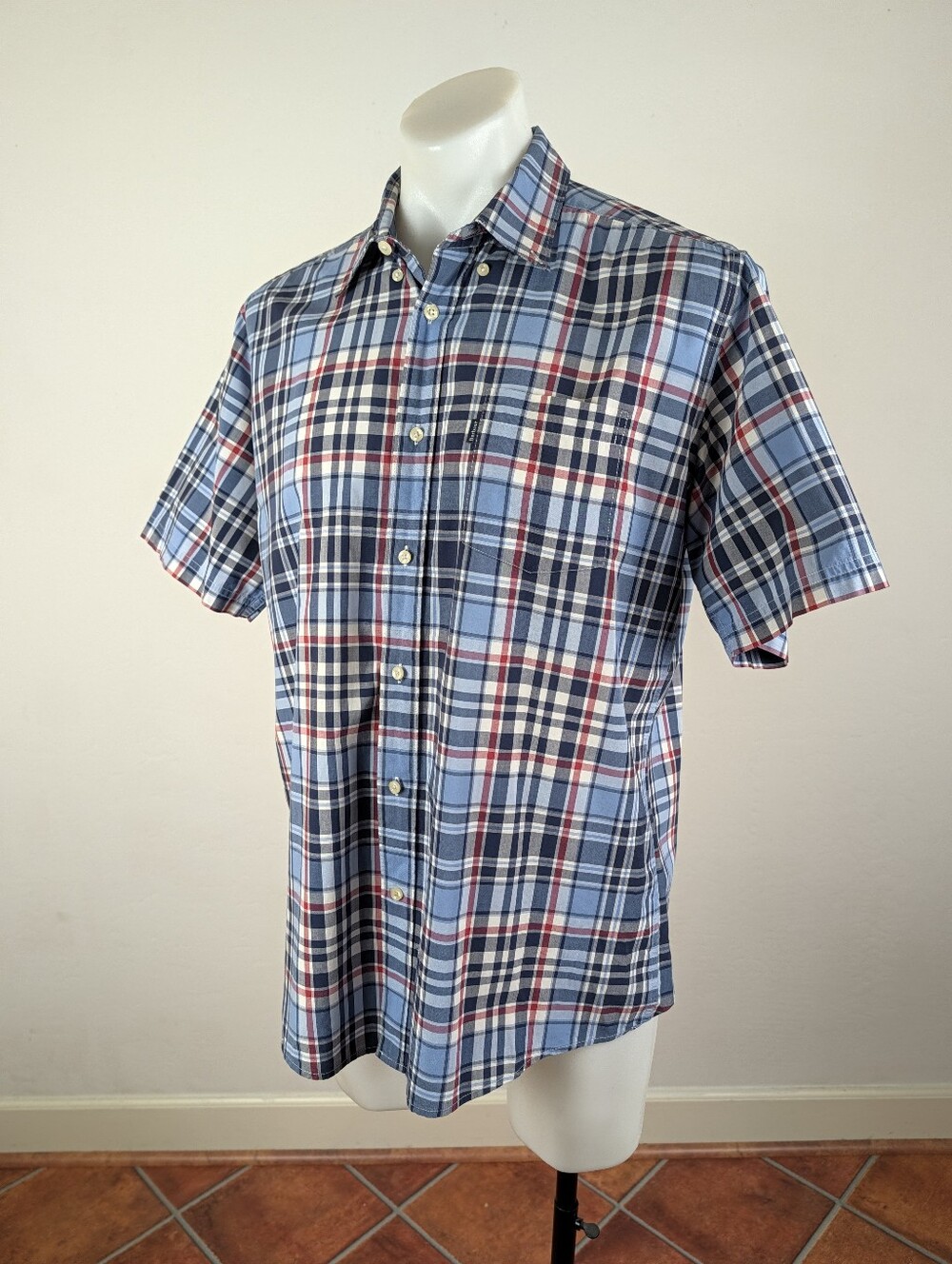 Barbour Blue and White Plaid Short-Sleeve Button-Down Shirt - Picture 7 of 10